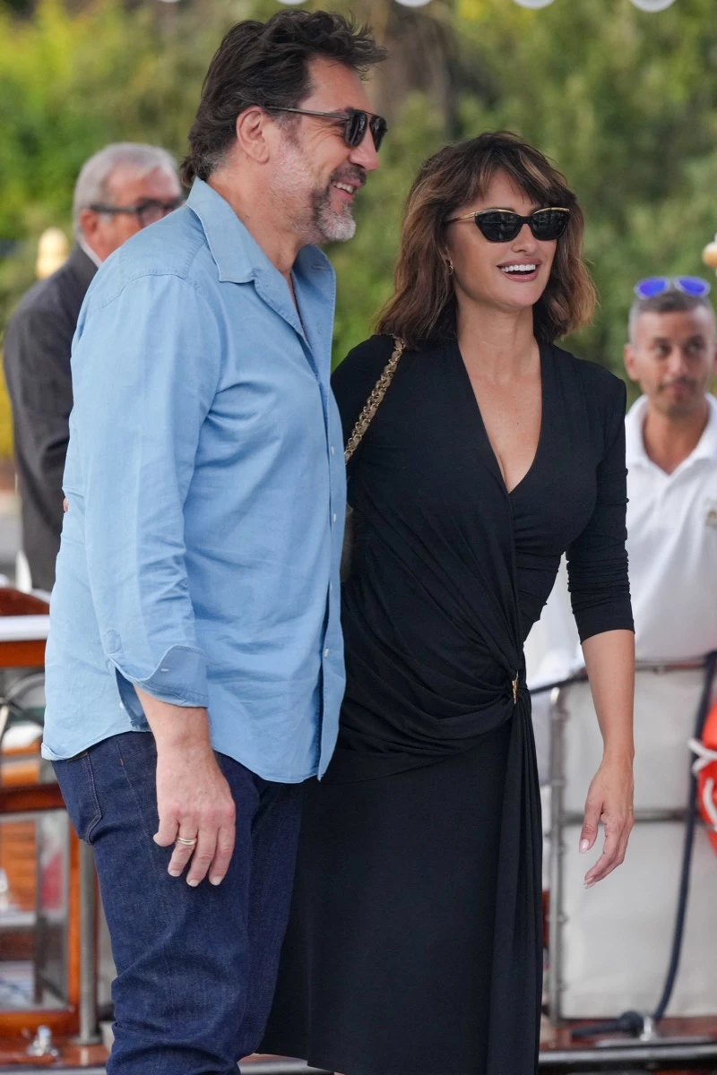 Penélope Cruz deslumbra en Venecia con un look effortless de inspiración parisina