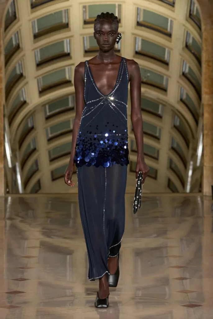 Desfile Altuzarra primavera/verano 2027.