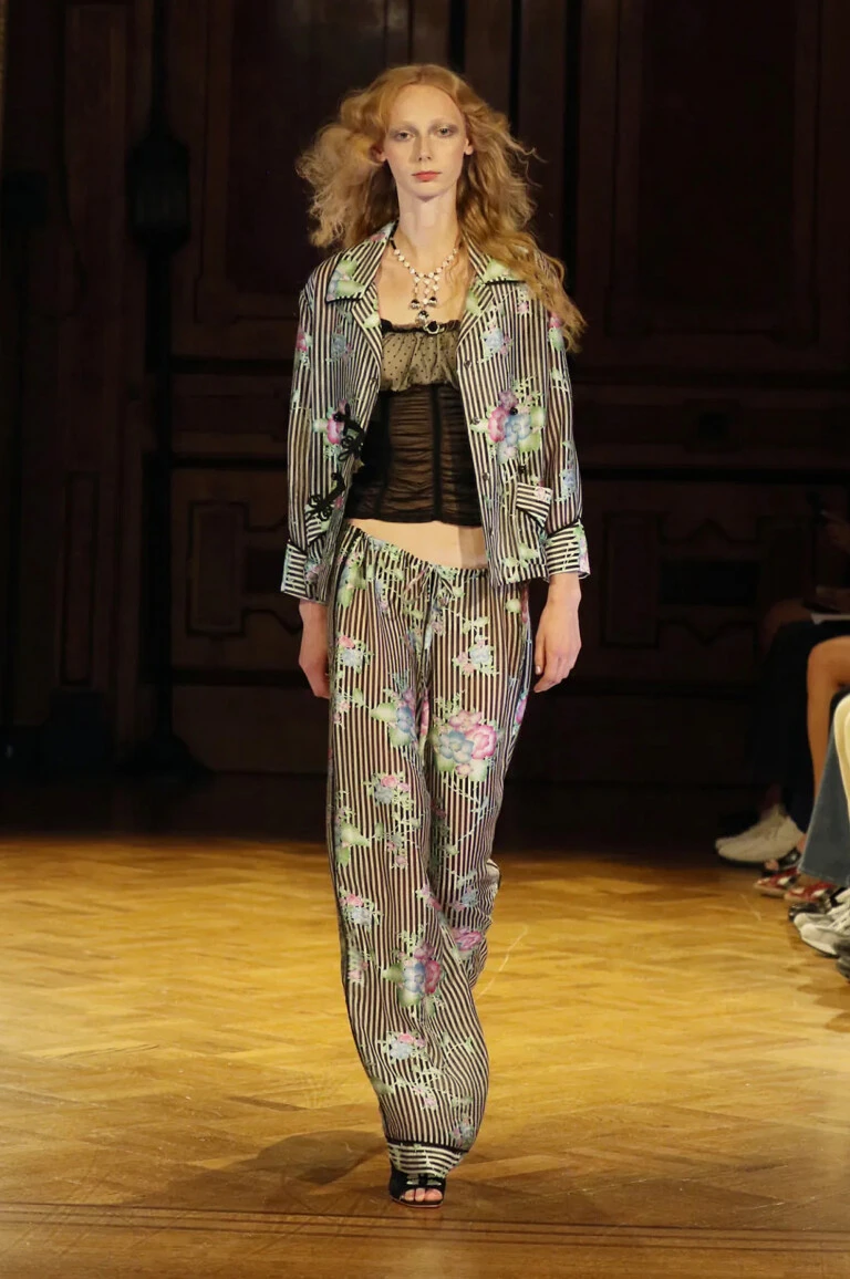 Anna Sui primavera verano 2027.