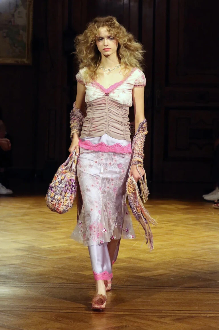Anna Sui primavera verano 2027.