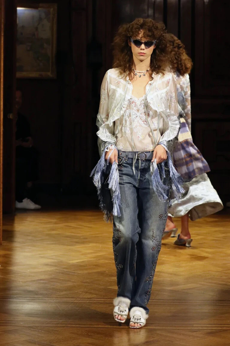 Anna Sui primavera verano 2027.