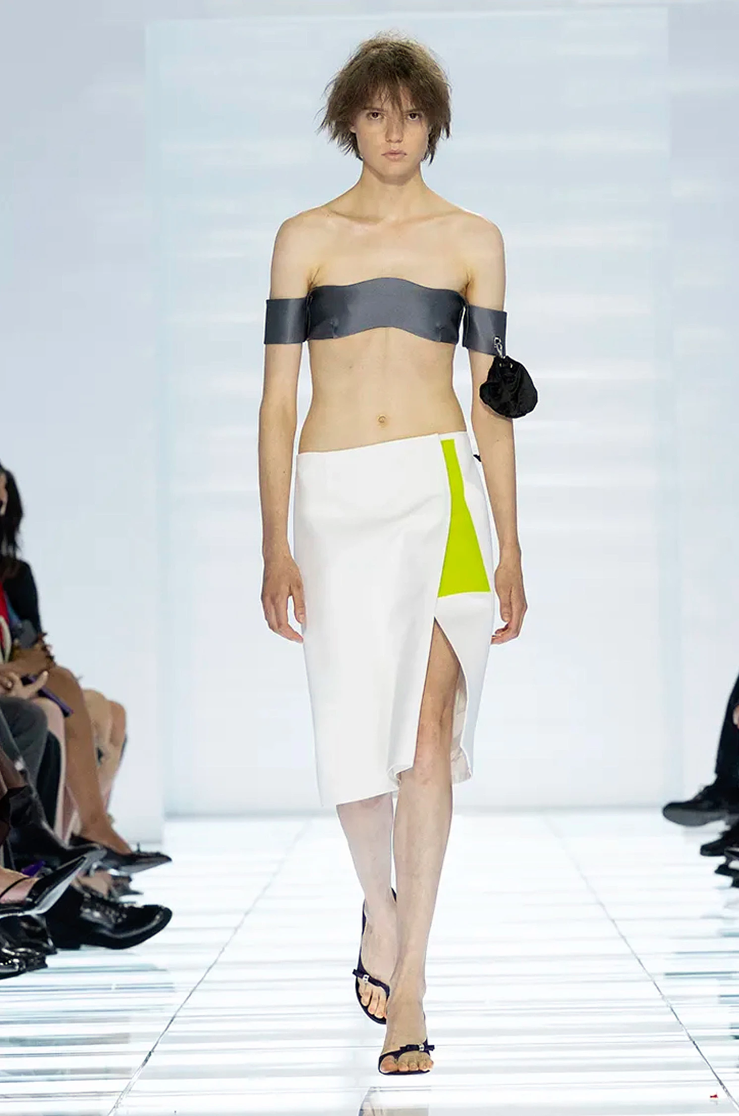 Prada primavera verano 2027.