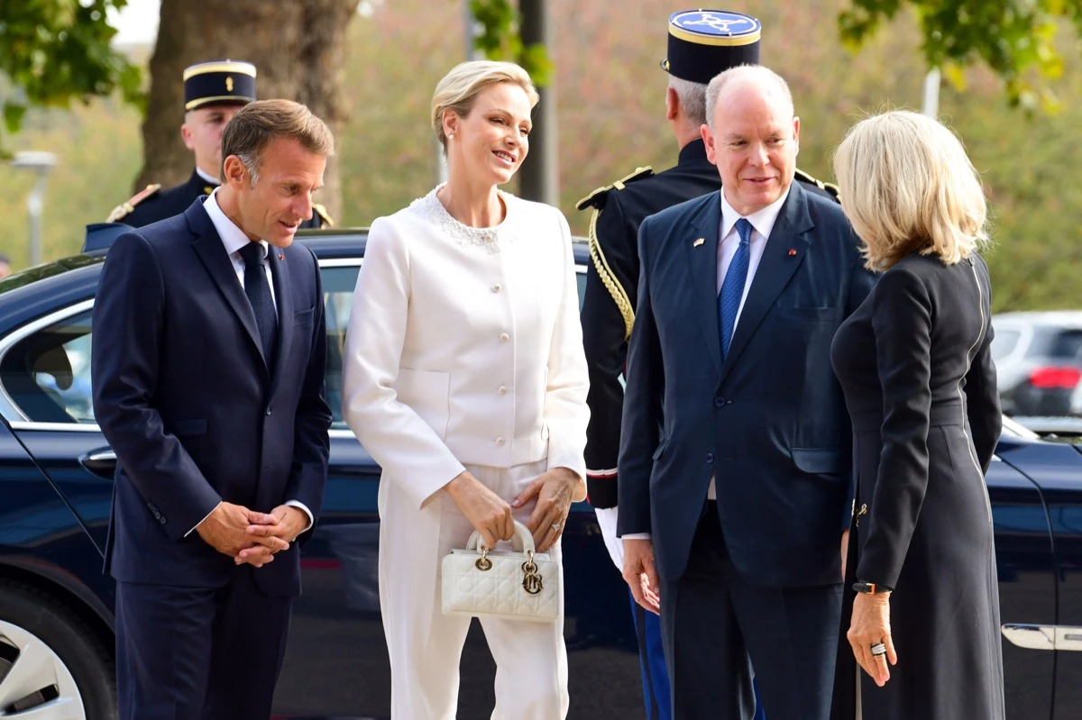 Charlene de Mónaco y el privilegio del blanco: su look Dior ante el Papa León XIV