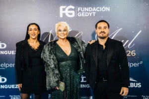 Evelyn Botto junto a Carmen Barbieri y su hijo Fede Bal.
