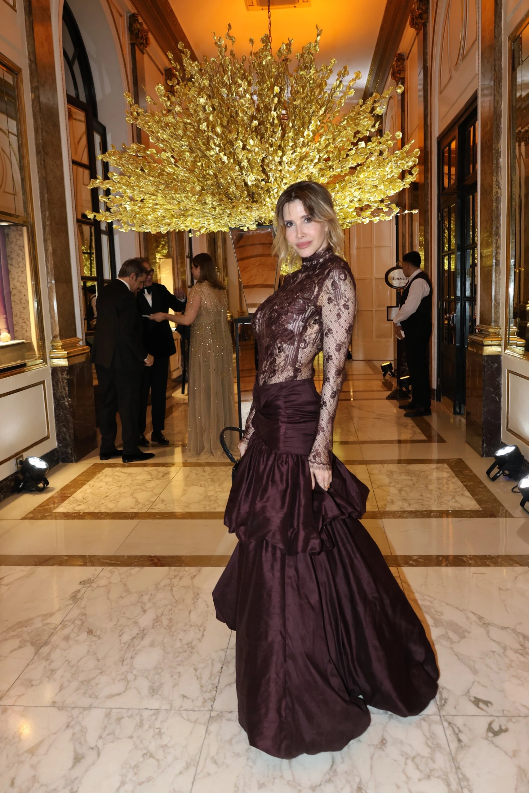 de Juliana Awada a Nicole Neumann, los looks de los famosos en la Gala Anual de Fundaleu