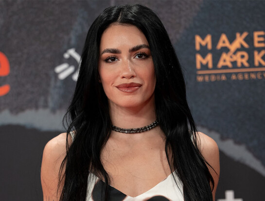 Lali Espósito deslumbró en la red carpet del Festival de San Sebastián con un look que reinterpreta el animal print