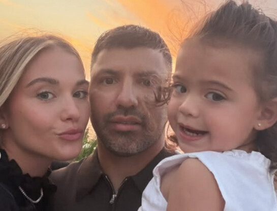 Olivia, la hija del Kun Agüero y Sofía Calzetti, marcó tendencia con el look de “denim romántico” más tierno