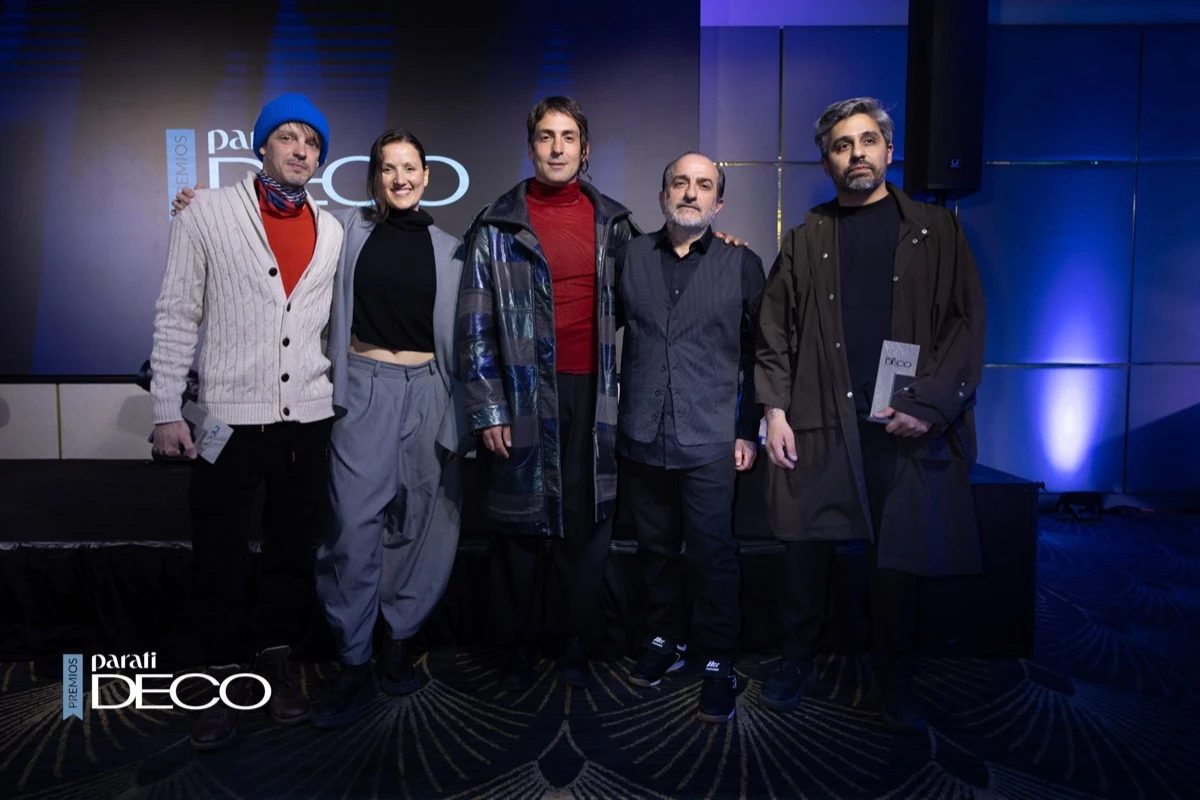 Juan Martín Cutro, director de para ti DECO con Grupo Bondi y el team Romeo Sosa, premio para ti DECO Revelación 2026.