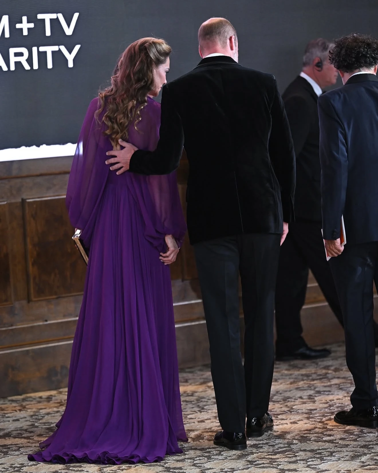 Kate Middleton y la versión más sofisticada del púrpura en su look de red carpet junto a Tom Cruise