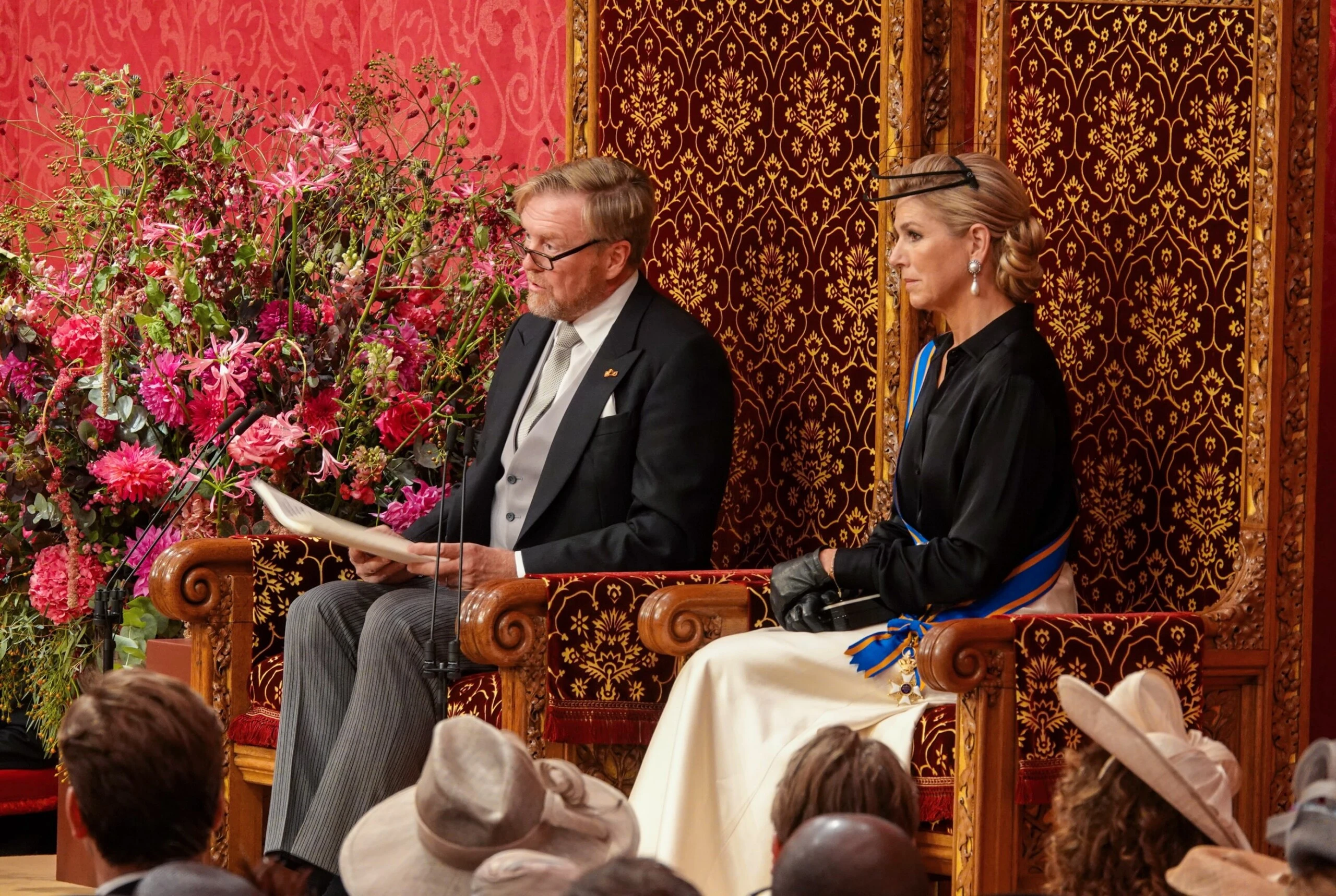 Máxima de Países Bajos sorprendió con su look más discreto: blanco y negro para el Prinsjesdag