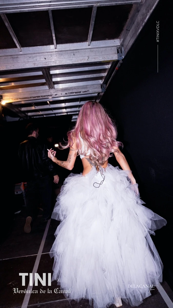Verónica de la Canal revela cómo creó los vestidos de novia de Lali y Tini para River