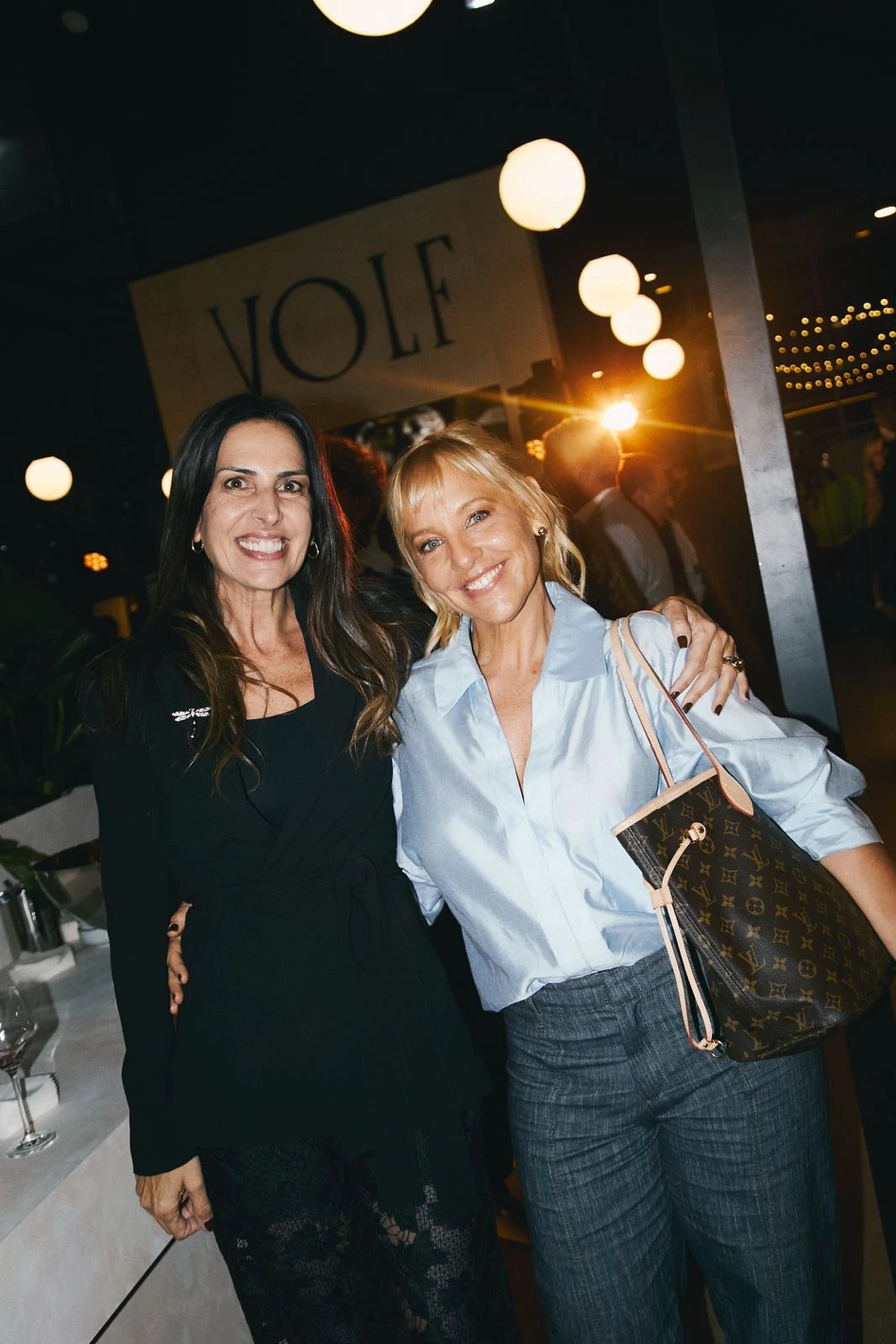 Karen Vainberg de VOLF y Jimena Monteverde
