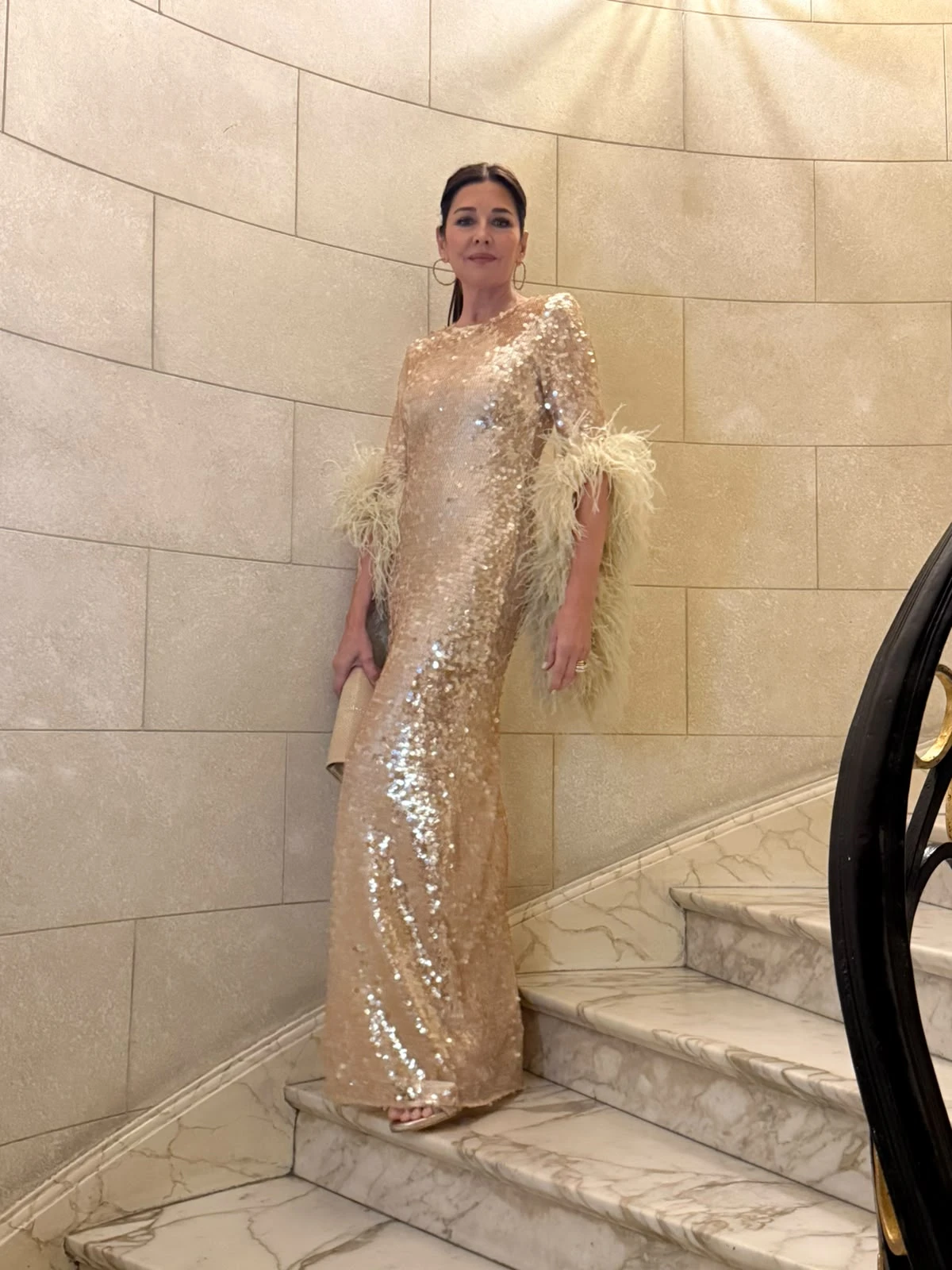 El glamoroso vestido de Andrea Frigerio para la gala de Fundaleu