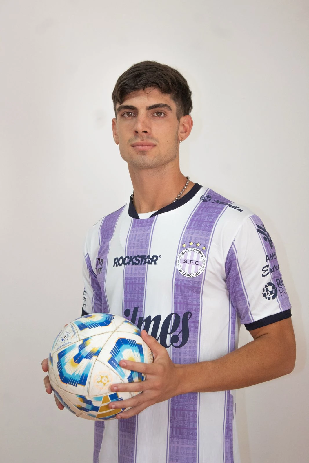 De barrendero y futbolista a debutar en BAFWeek: el mensaje de Instagram que cambió la vida de Martín Cols