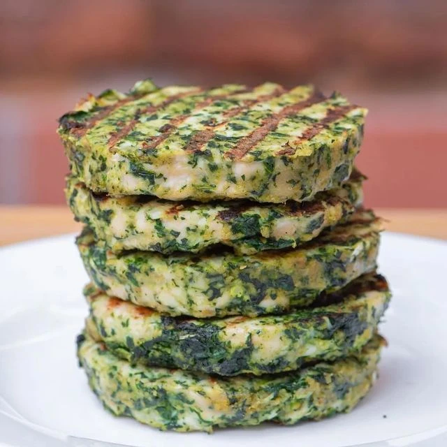 Medallones de pollo y espinaca. Foto: Pinterest