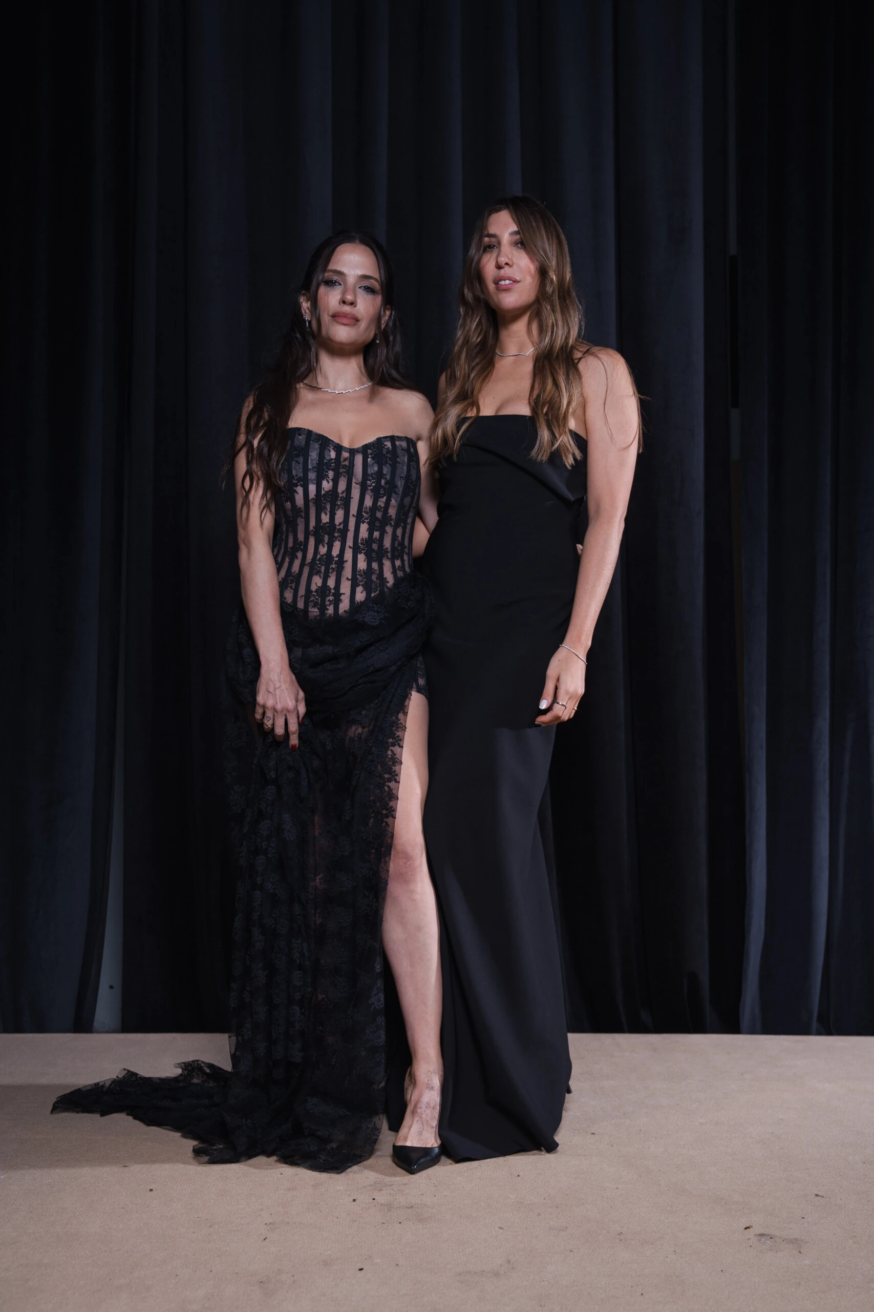 00- Ivana Figueras + Joti Harriague