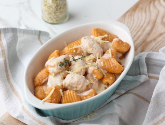 3 salsas fáciles para acompañar ñoquis de boniato rellenos de muzzarella
