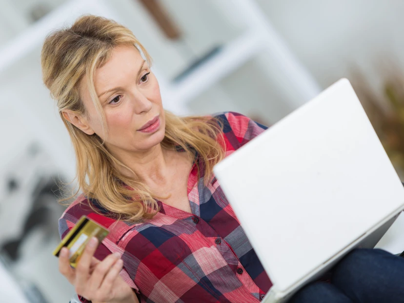 5 errores al comprar online que influyen en lo que elegimos