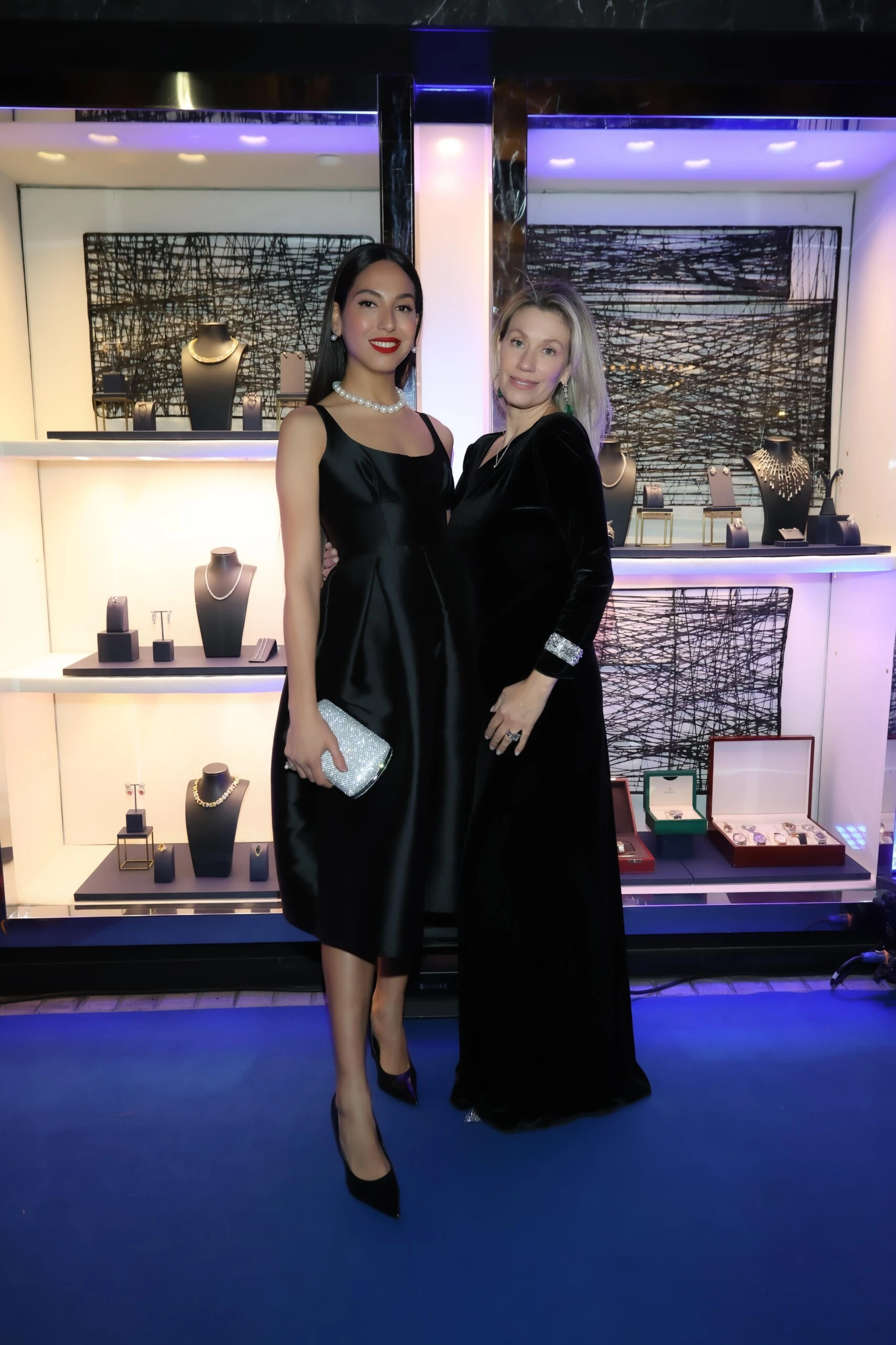 Alexia Toumikian  y ALicia Campos 