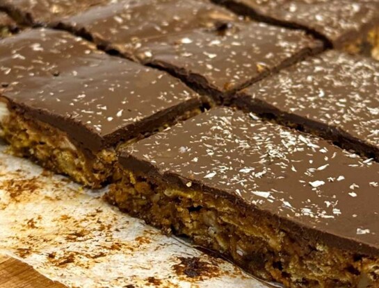Barritas proteicas caseras: la receta fácil para comer de postre o como snack