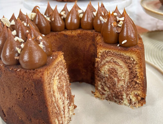 Budín marmolado con dulce de leche y chocolate: la receta irresistible de Jimena Monteverde