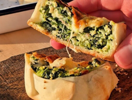 Canastitas de espinaca, ricota y panceta gratinadas: una receta fácil y llena de sabor ideal para la cena
