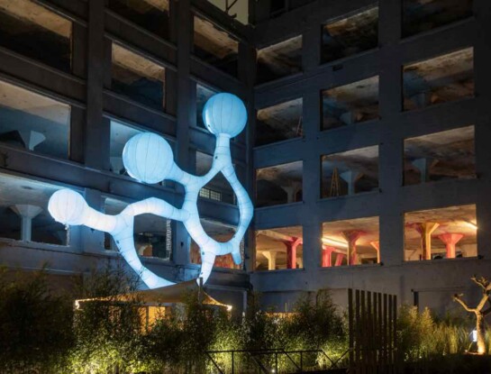 Casa FOA 2026: viaje al interior de la instalación que hace respirar al Palacio Molina