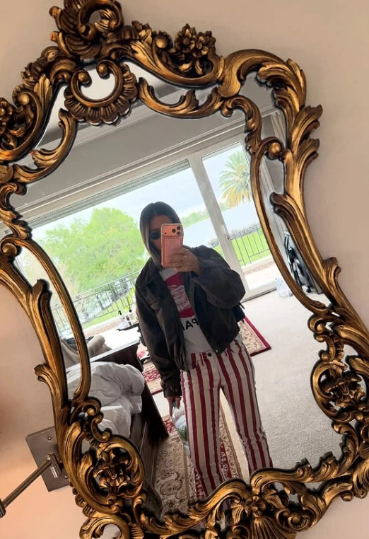 El look de la China Suárez con el pantalón más viral de la temporada.
