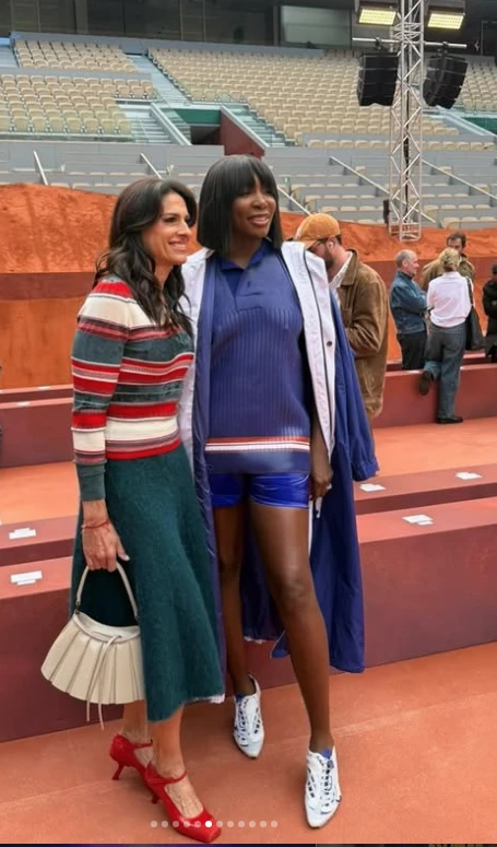 Gabriela Sabatini asistió al desfile de Lacoste en la Semana de Moda de París.