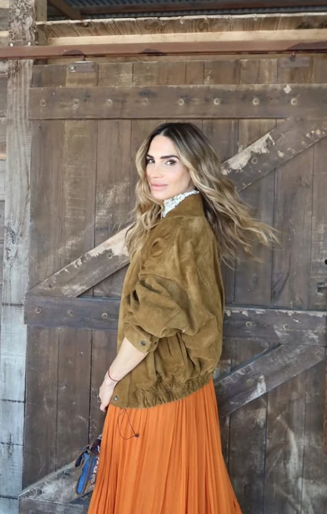 Look María Vázquez.