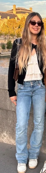 Antonia Macri en París.