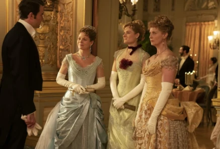 5 series y películas de época para ver este fin de semana