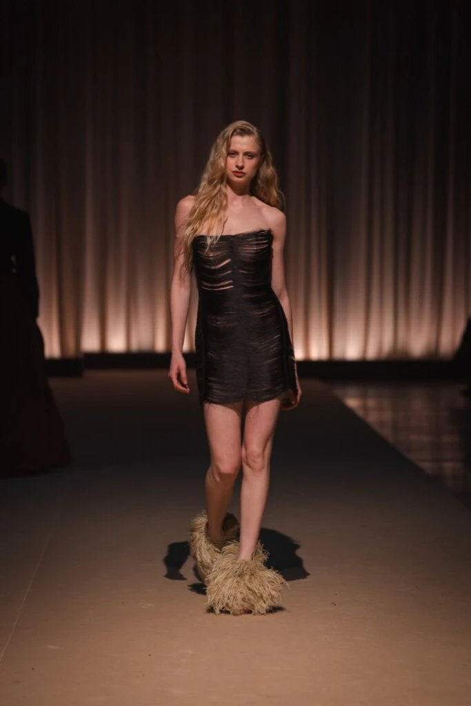 Desfile Joti Harriague.