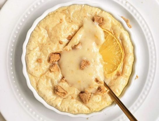 Postre proteico de limón express: fácil, cremoso y sin cocción