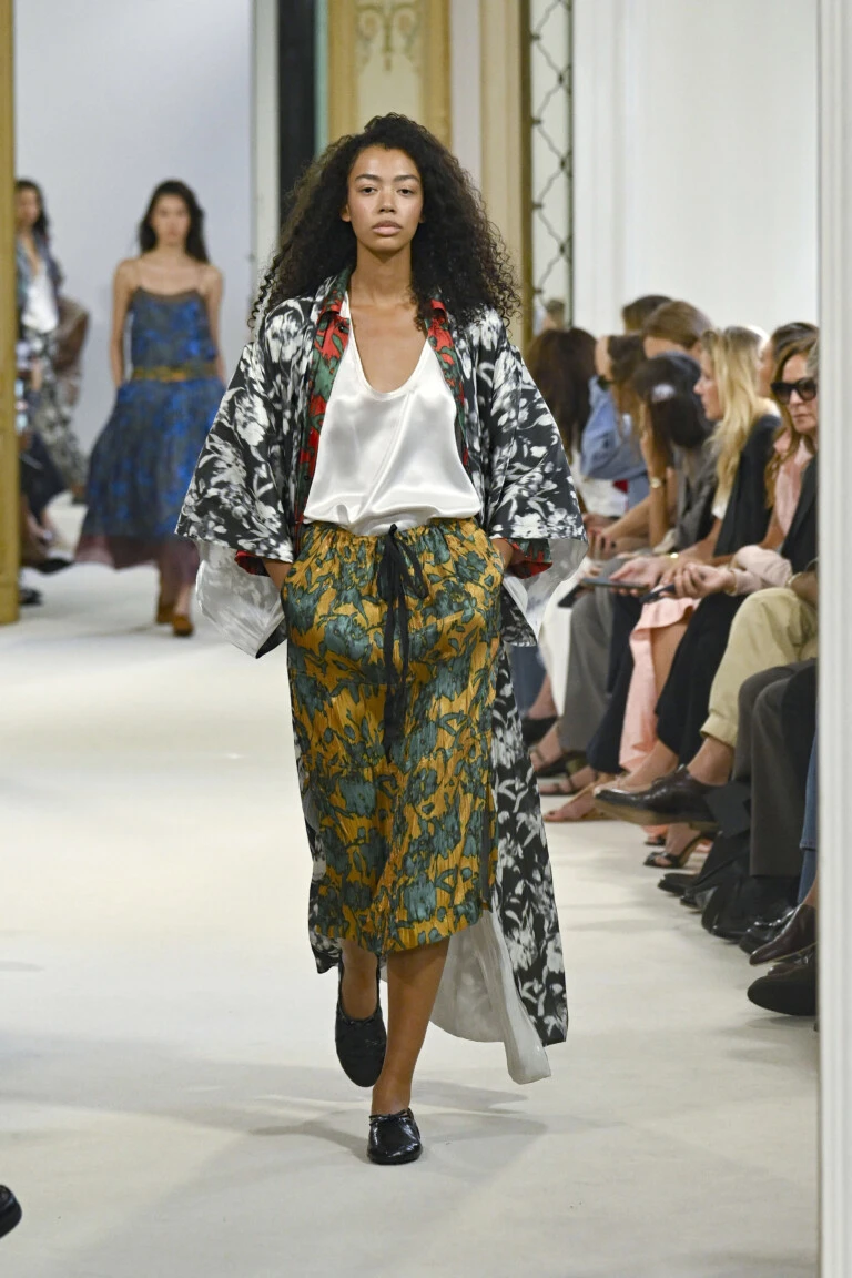 Desfile Alberta Ferretti, primavera verano 2027