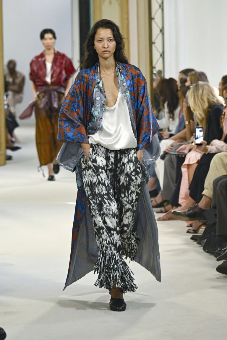 Desfile Alberta Ferretti, primavera verano 2027