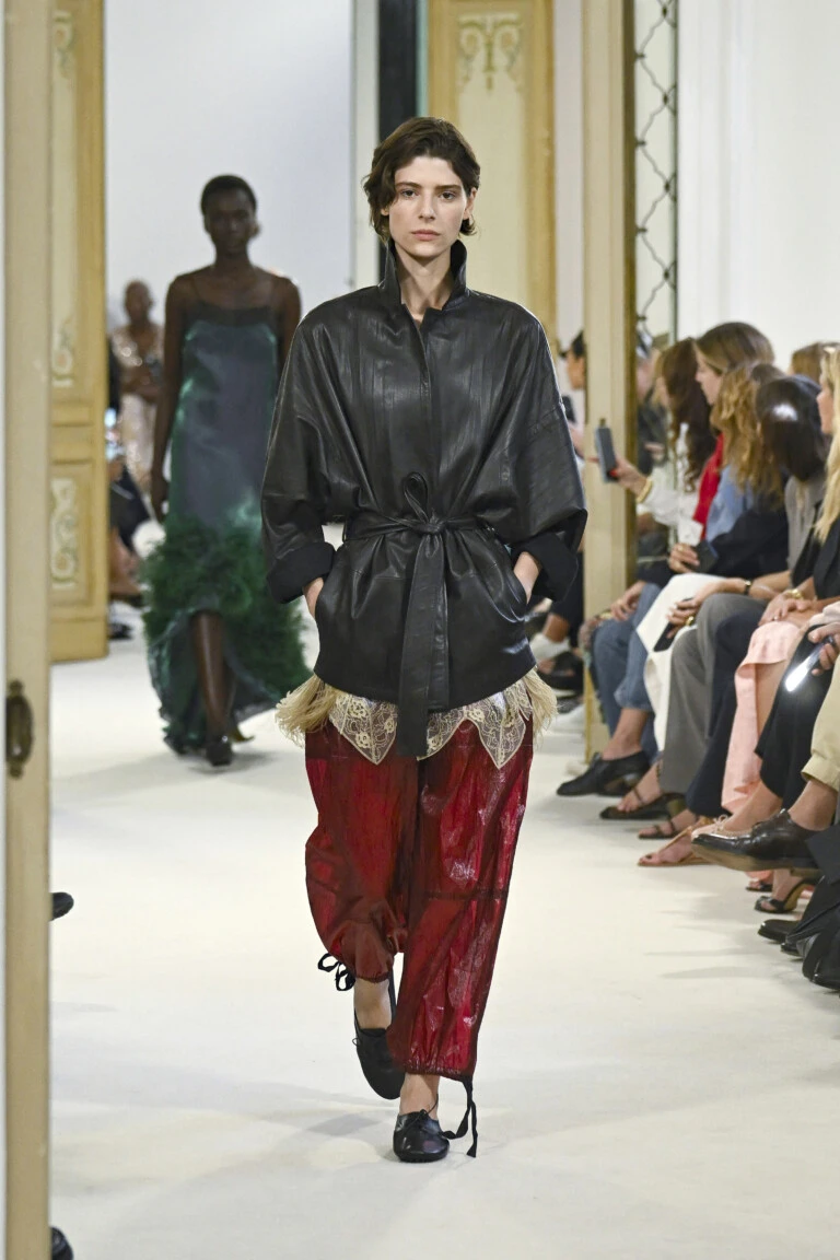 Desfile Alberta Ferretti, primavera verano 2027