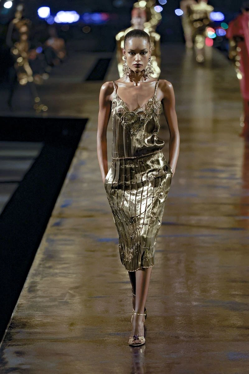  Saint Laurent primavera verano 2027.