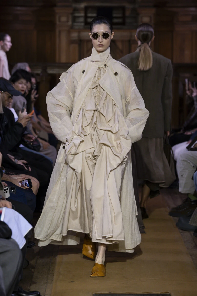 Desfile de Uma Wang . colección primavera verano 2027