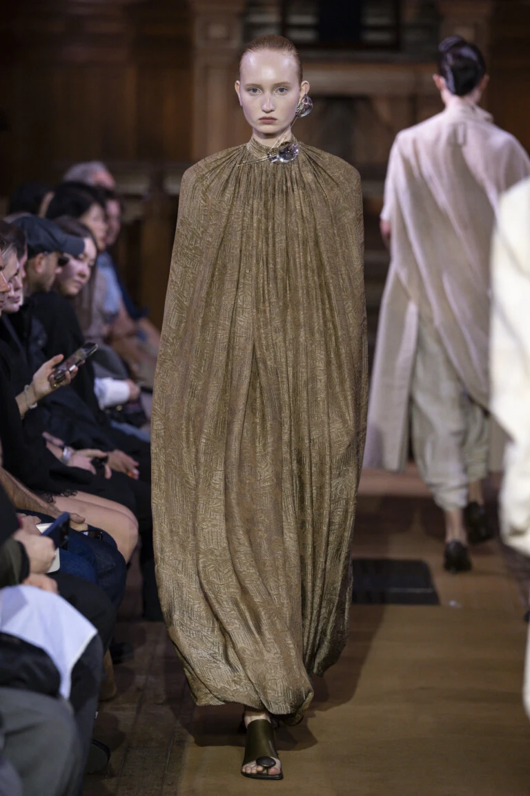 Desfile de Uma Wang . colección primavera verano 2027
