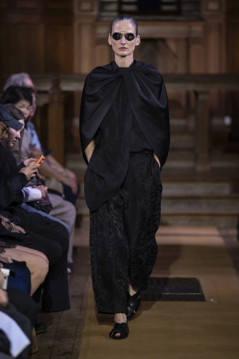 Desfile de Uma Wang . colección primavera verano 2027
