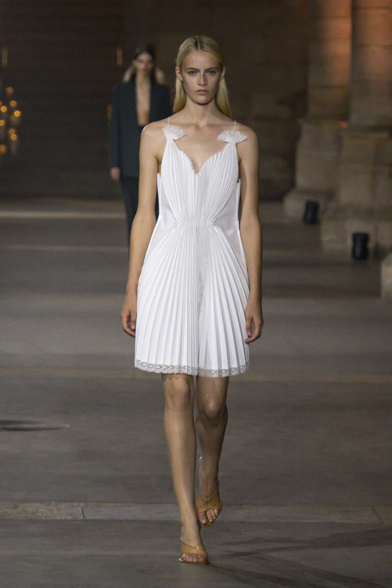 Desfile Victoria Beckham primavera verano 2027.