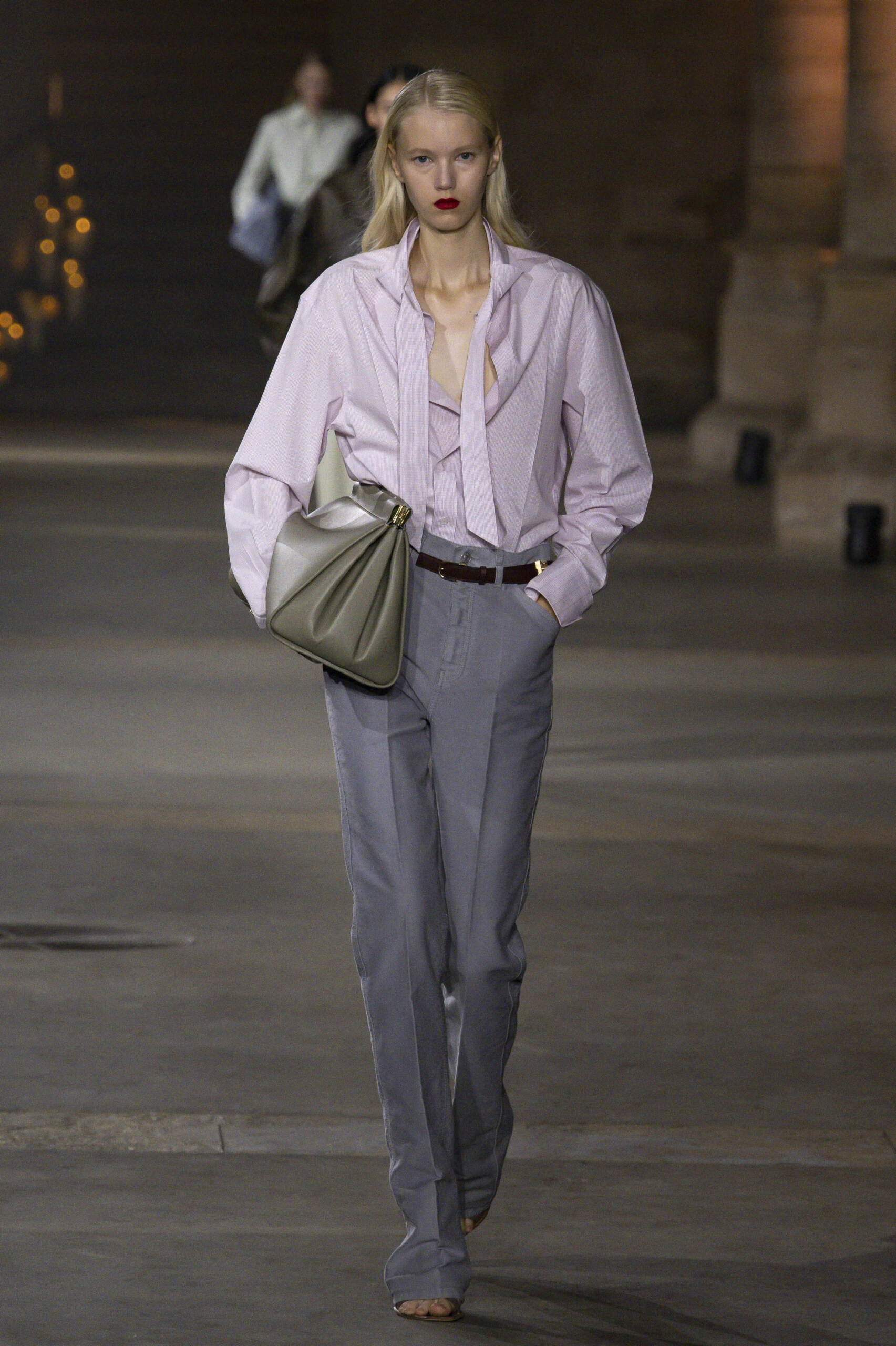 Desfile Victoria Beckham en la Semana de Moda de París.