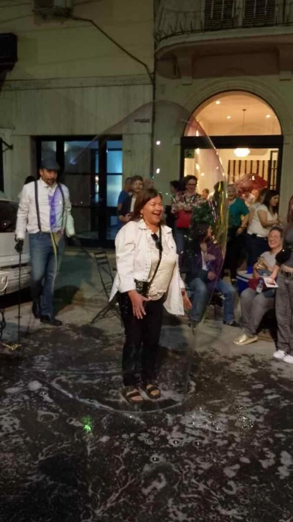el Distrito Arenales vuelve a celebrar el diseño con una propuesta que combina identidad local, experimentación artística y encuentros inesperados.