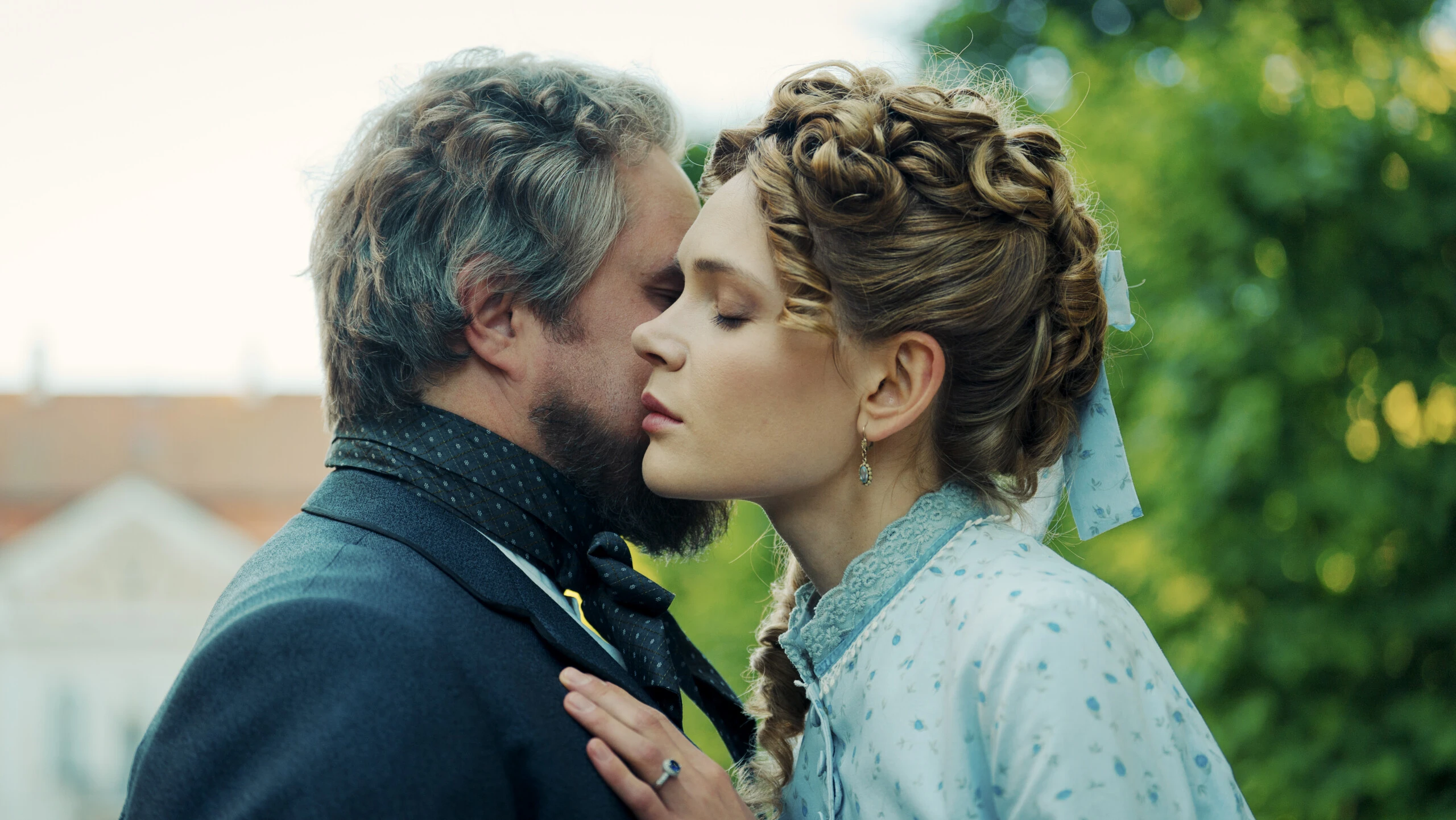 5 series y películas de época para ver este fin de semana