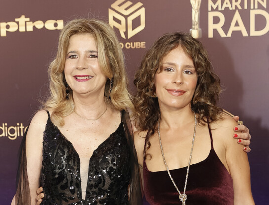 Mercedes Ninci fue a los Martín Fierro de Radio con su hija Flor y la presentó en la alfombra roja: "Nunca mostré a mis hijos"