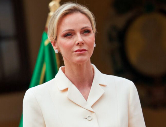 Charlène de Mónaco confirmó que el butter yellow es el nuevo blanco de la temporada
