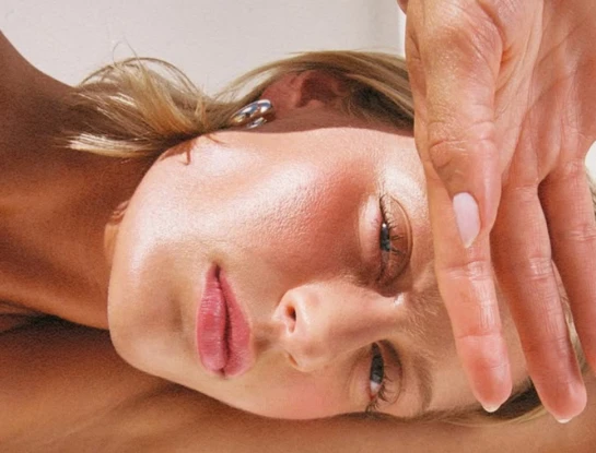 Primavera en la piel: cómo adaptar el uso del retinol y reforzar la fotoprotección