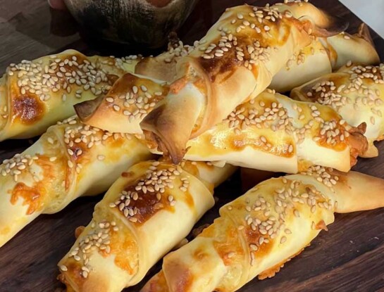 Sacramentos de queso: la receta fácil con tapa de tarta que se hace en 10 minutos