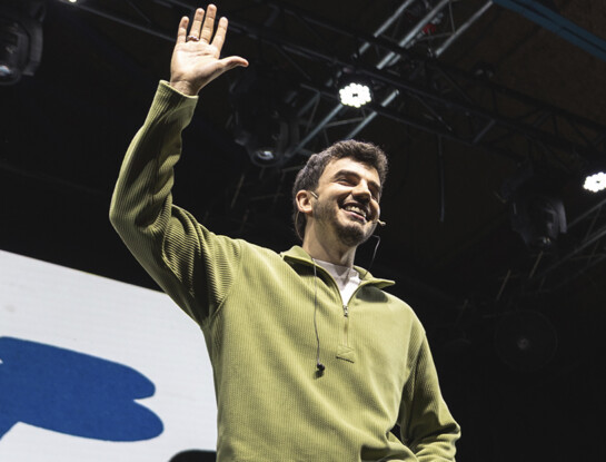 "No estás solo": Santi Talledo emocionó a 1.500 jóvenes con una jornada para hablar de salud mental